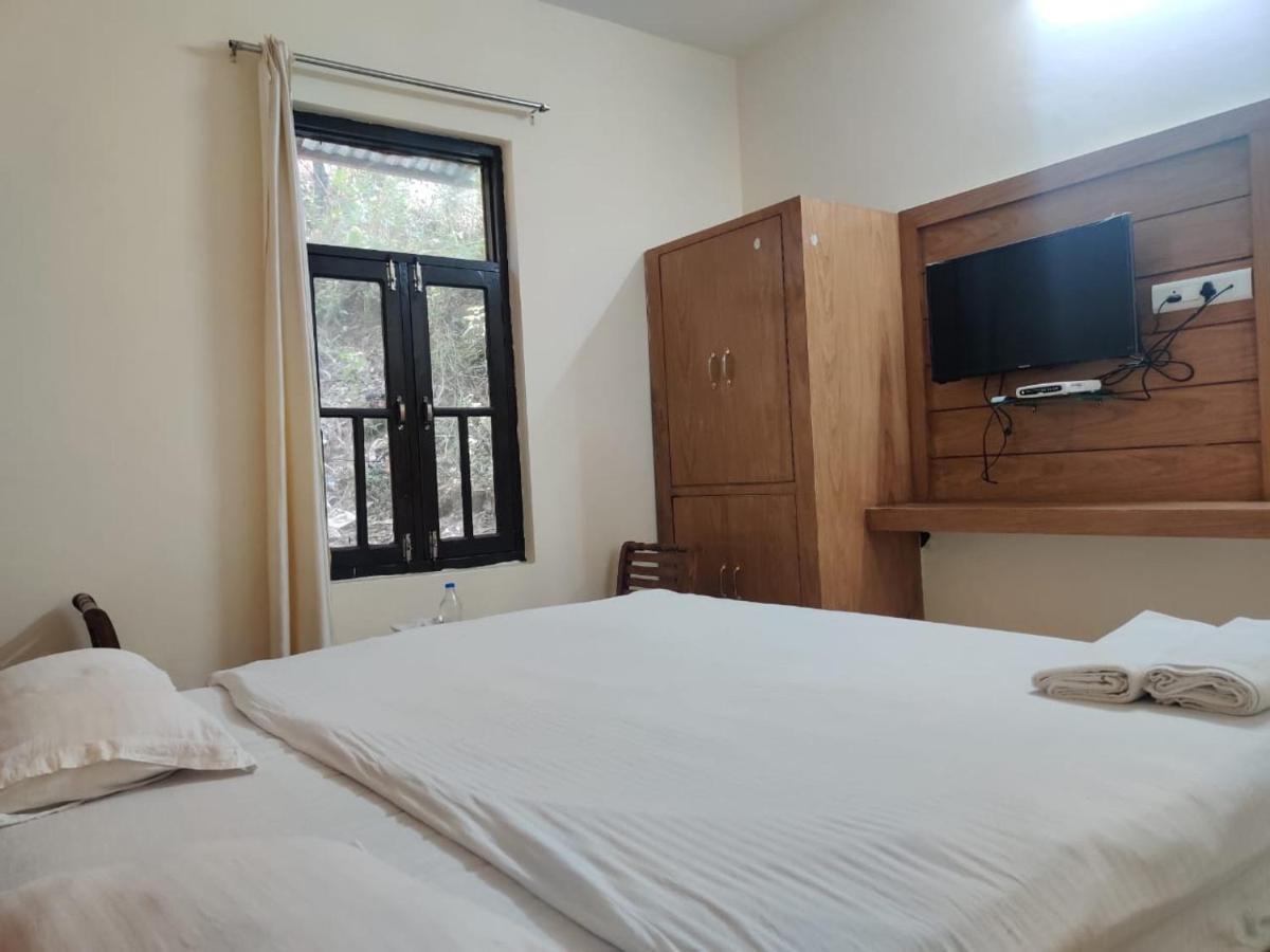 The Panda Hotel Dharamshala Ngoại thất bức ảnh