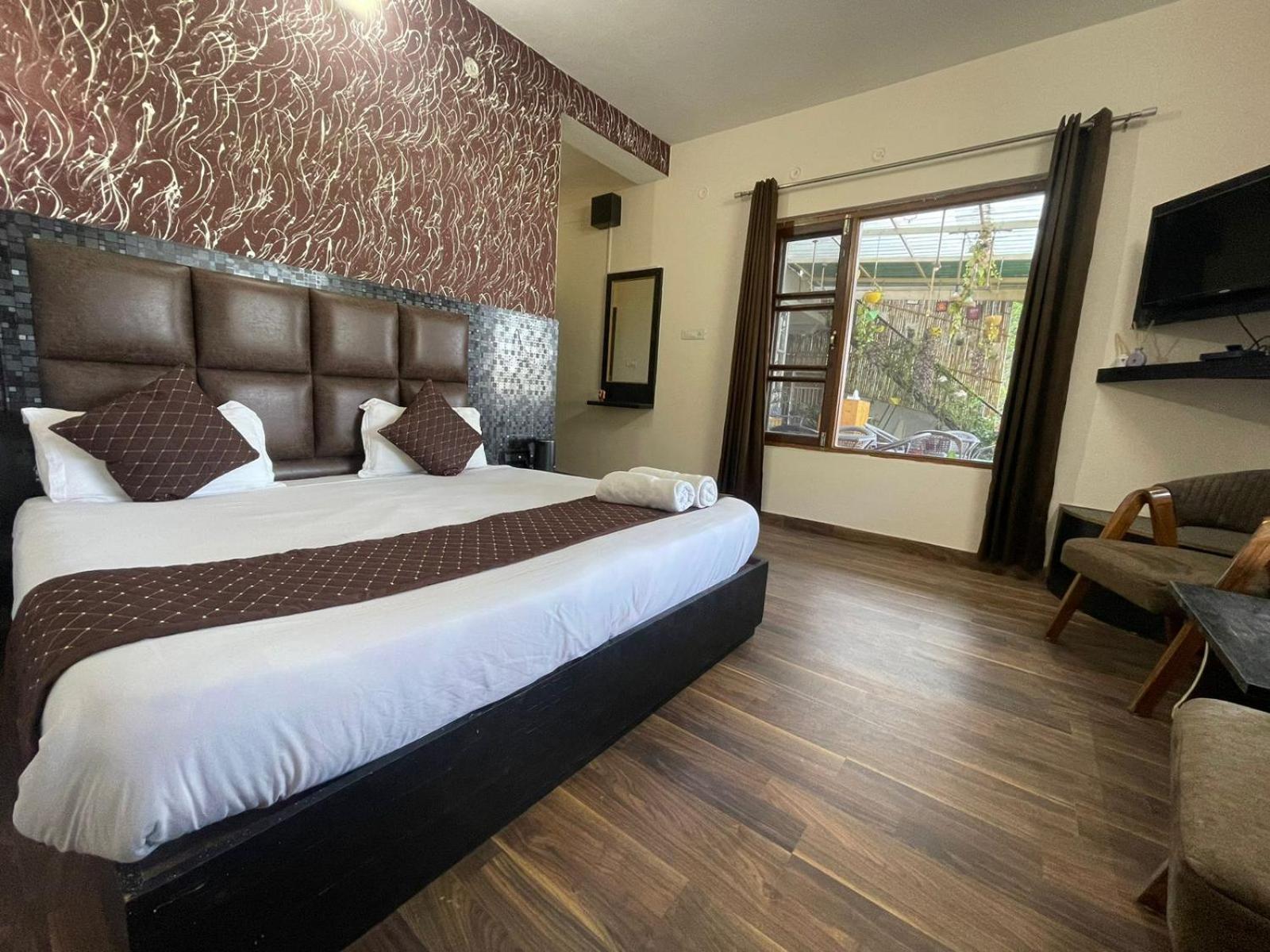 The Panda Hotel Dharamshala Ngoại thất bức ảnh