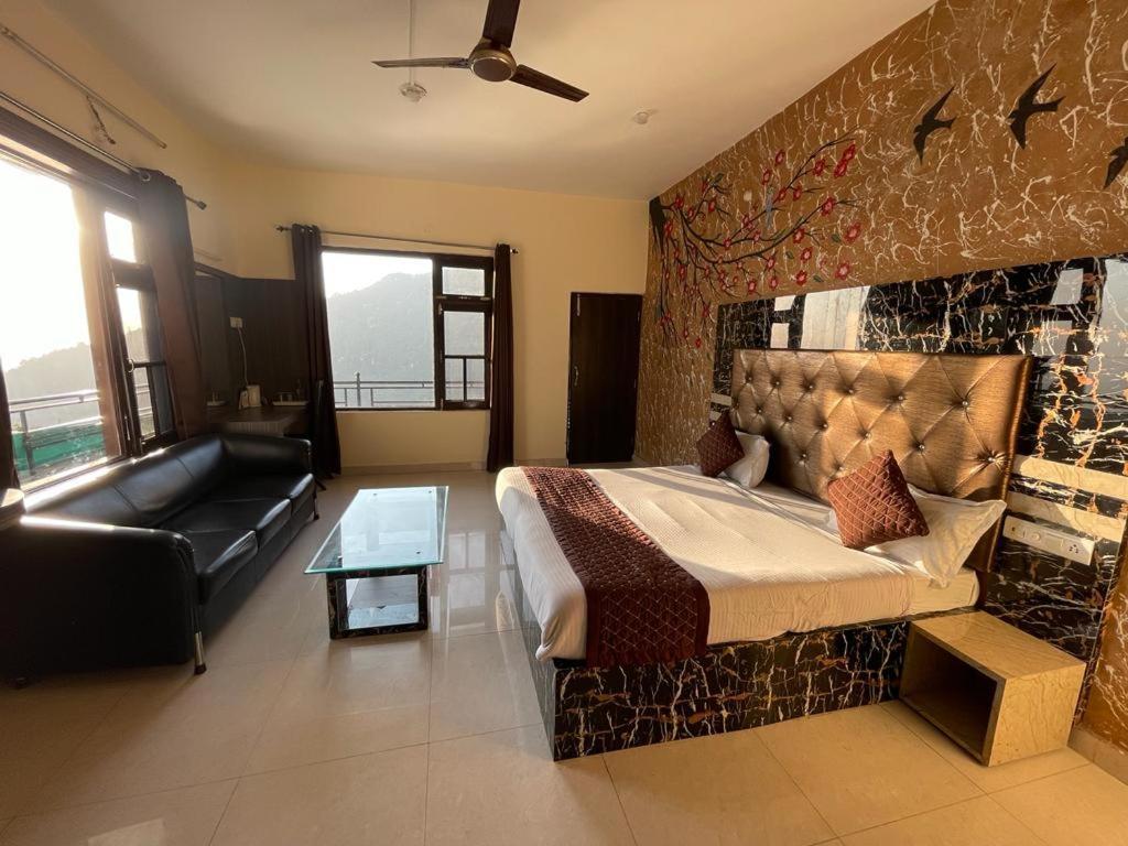 The Panda Hotel Dharamshala Ngoại thất bức ảnh