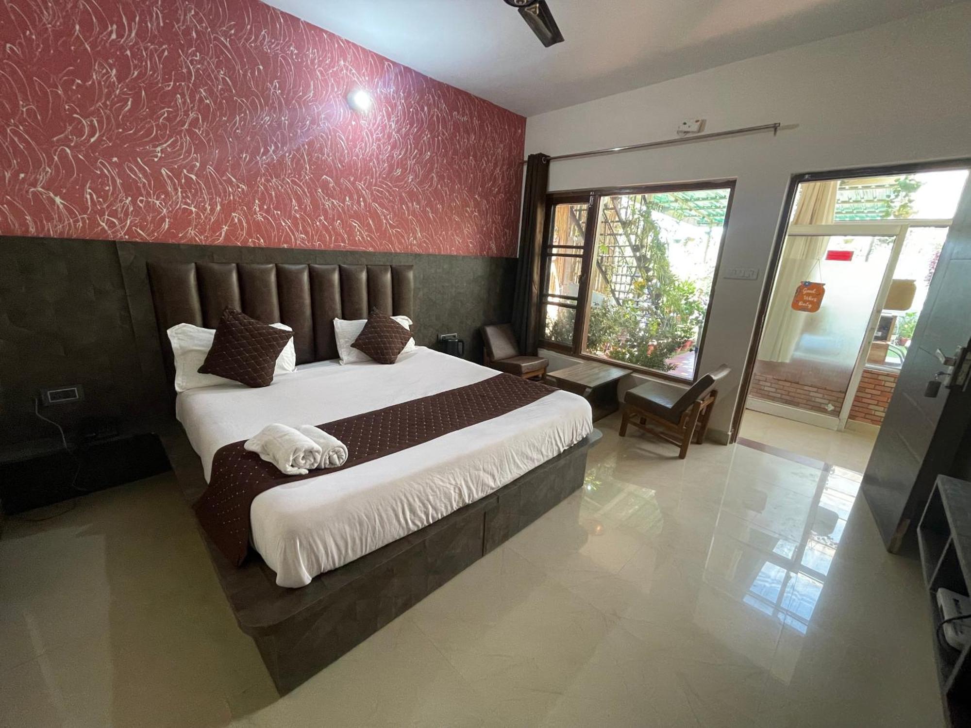 The Panda Hotel Dharamshala Ngoại thất bức ảnh